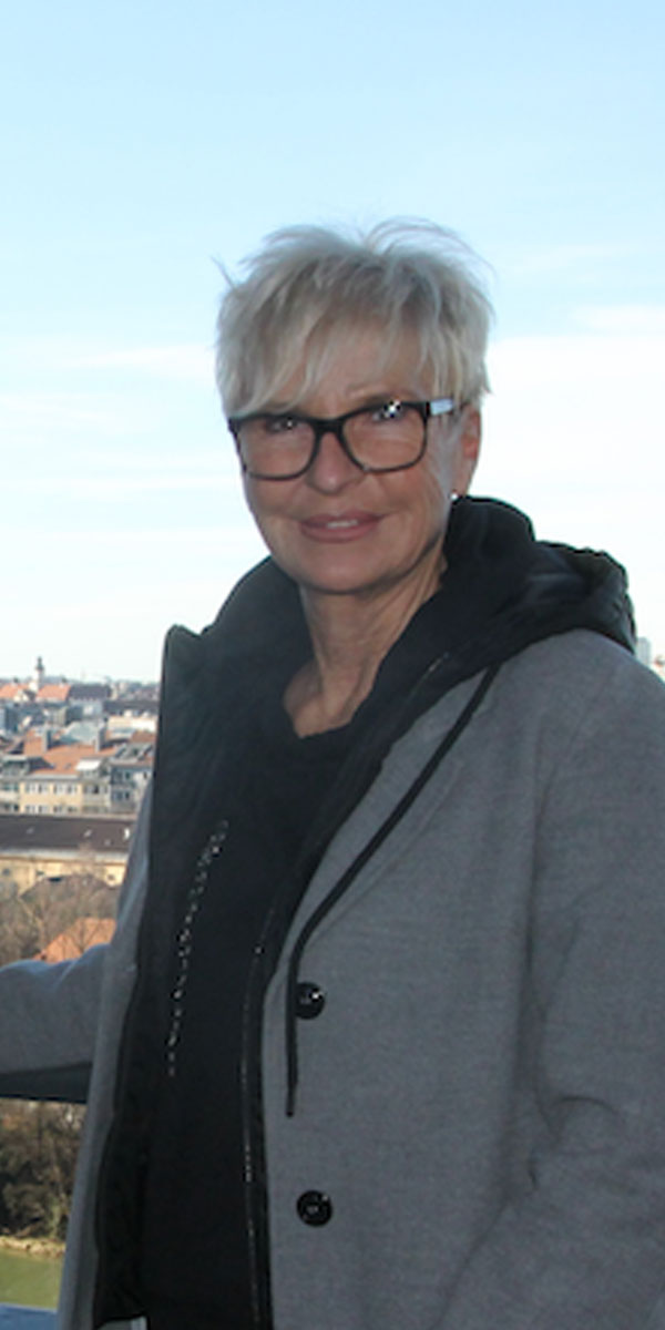 Dr. Andrea Behr, MdL